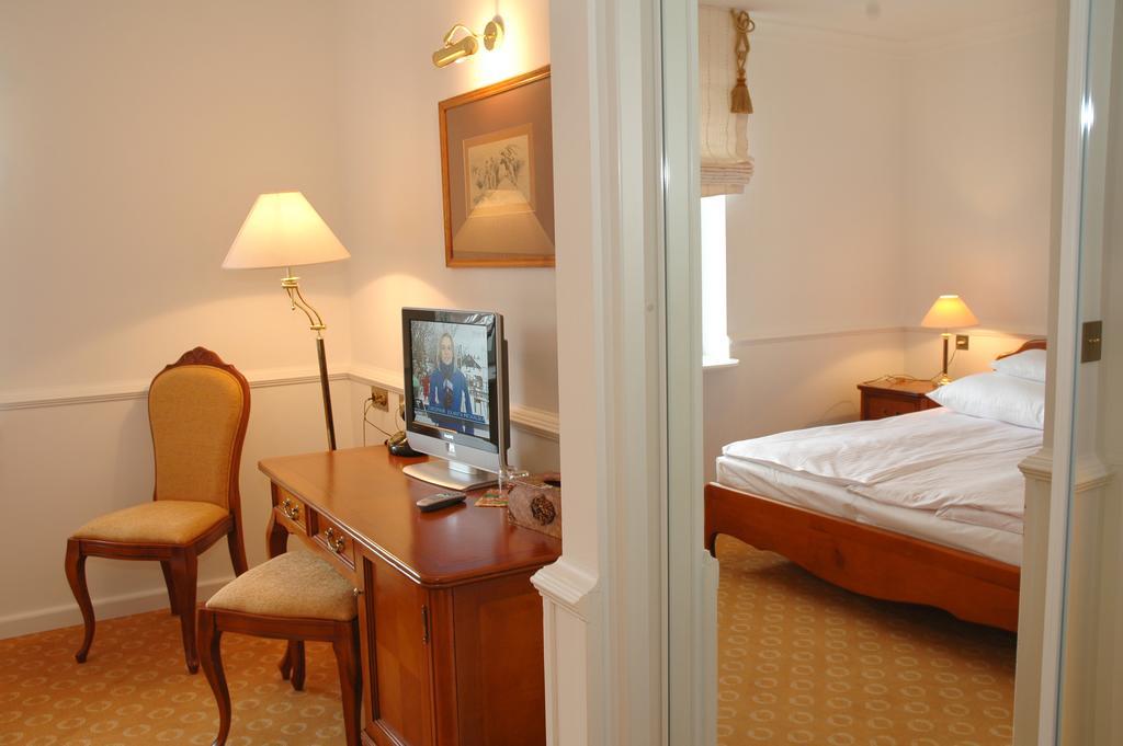 Hotel Szrenicowy Dwor Szklarska Poreba Room photo